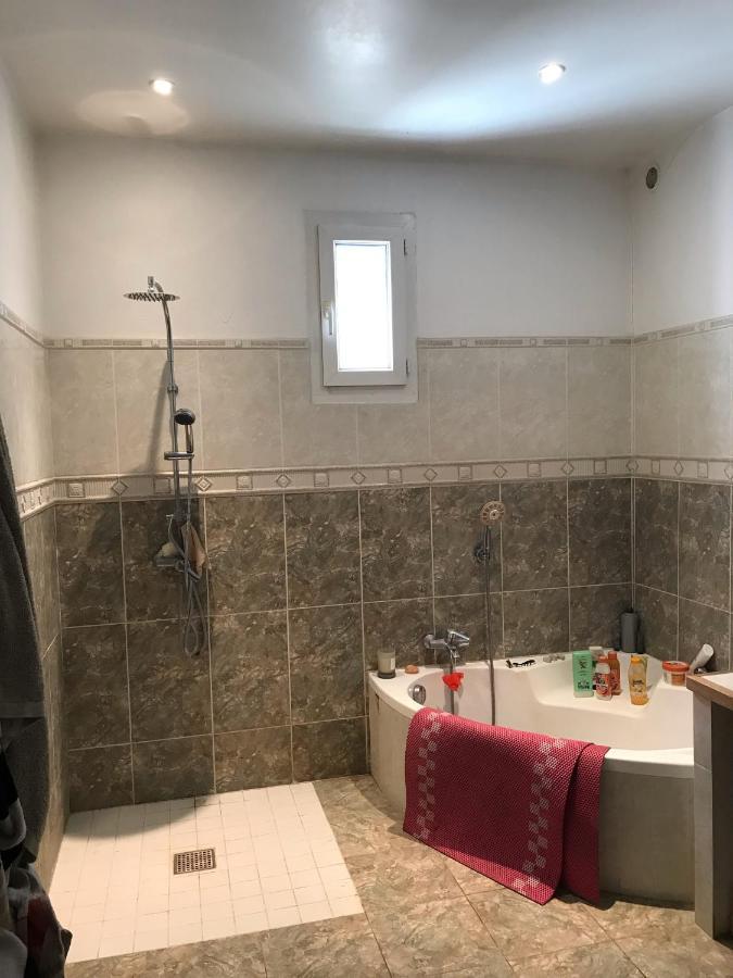 Chambre Chez L Habitant Apartment Châteaurenard Екстериор снимка